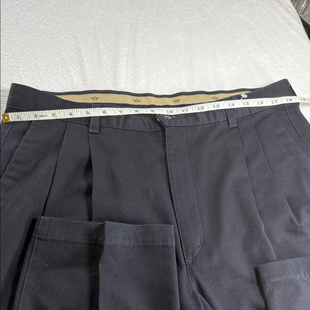 Dockers Navy signature Iron free Khakis Classic Fit Defender (Big&Tall) - Picture 7 of 12